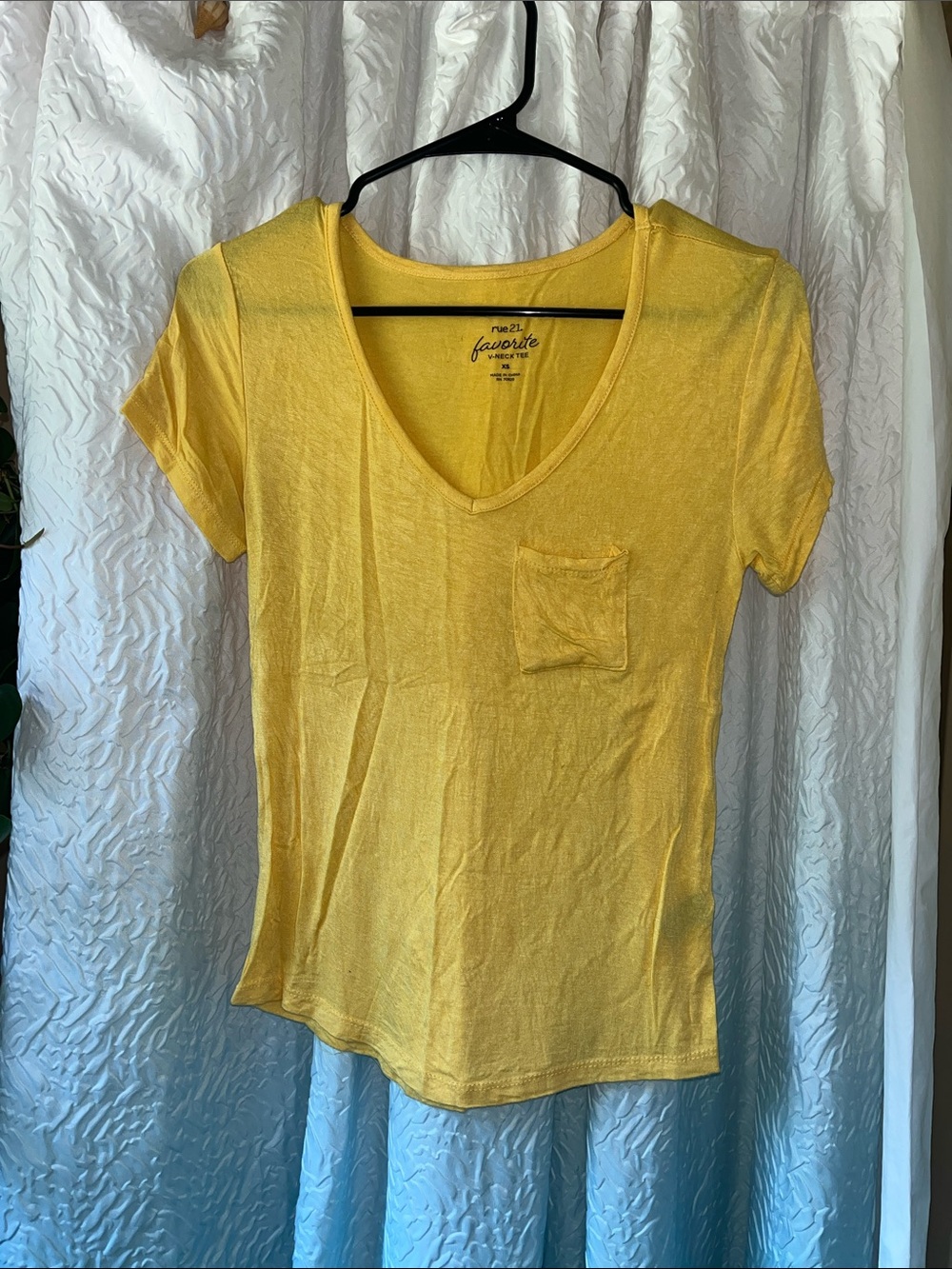 Rue21 Women's Yellow V-Neck Pocket Tee
